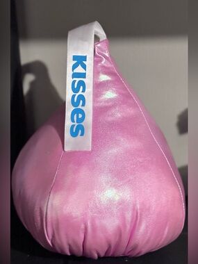 Animal Adventure Hershey Kisses Plush Pink KISS
